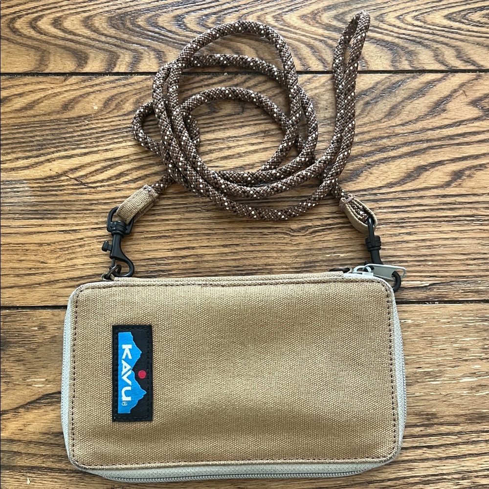 KAVU Go Time Crossbody Wallet